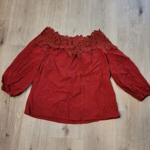 Camisa Off the Shoulder Blouse with Floral Detail Size Medium